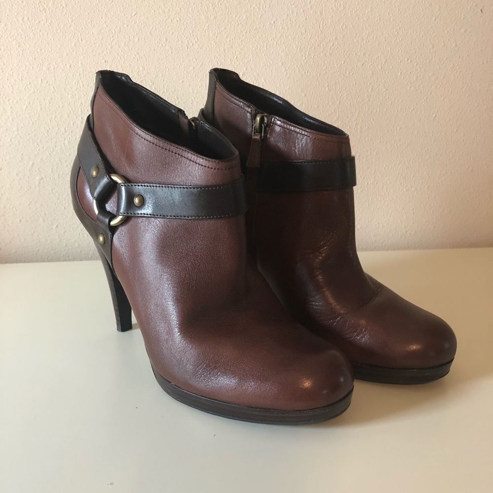 Cole Haan 2-tone leather heels Sz 10b - Picture 2 of 8
